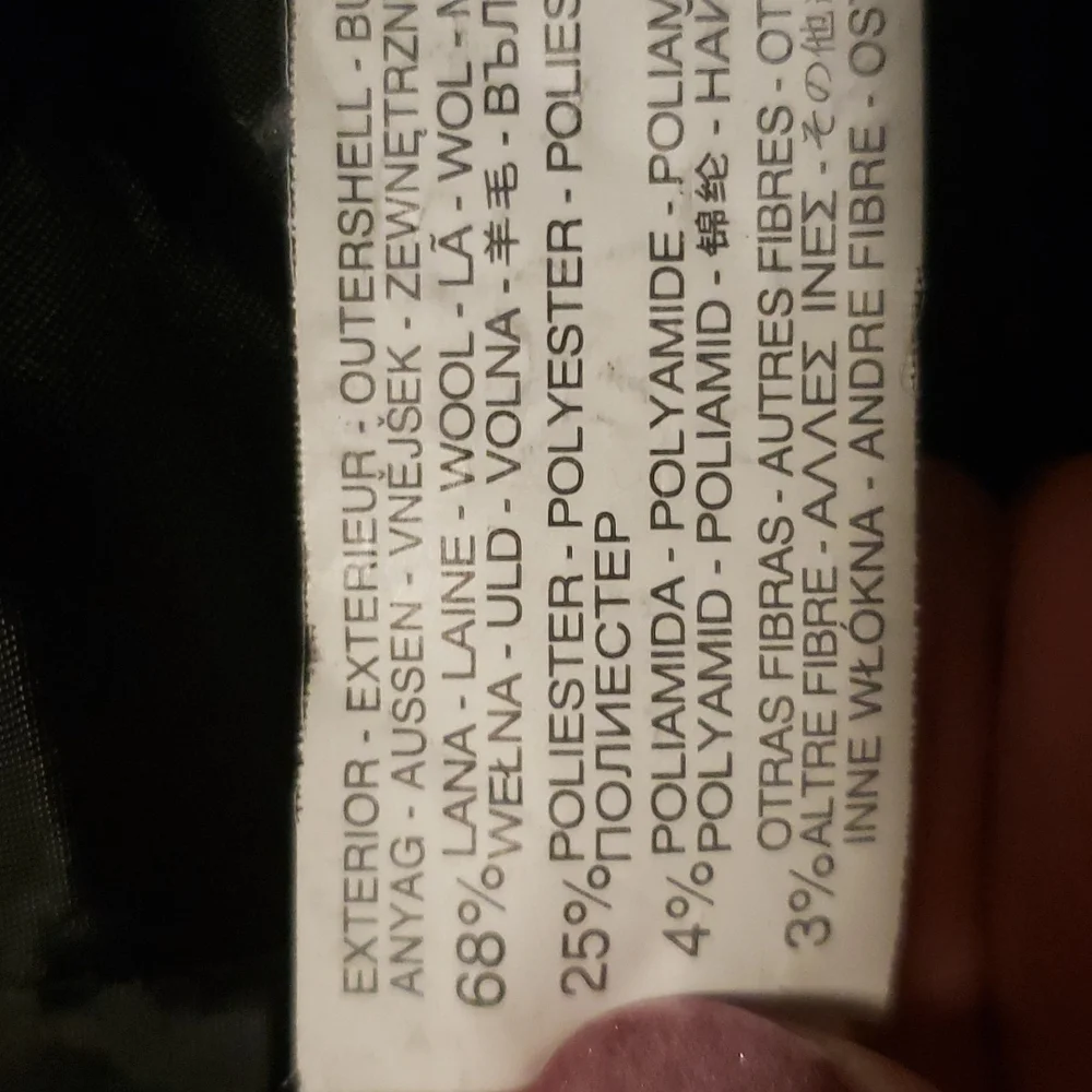 Warm wool black coat - Picture 6 of 7